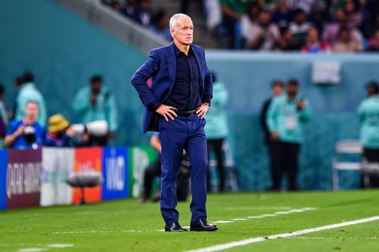 德尚：法國(guó)踢得很好獲勝是我們應(yīng)得的，定位球得分？我認(rèn)真研究過(guò)