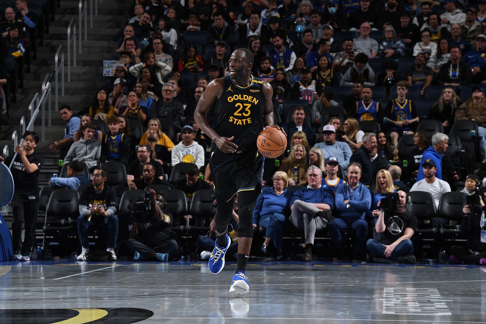 追夢:失誤太多了 我要為此擔(dān)責(zé) 一支球隊想成為精英罰球必須穩(wěn)